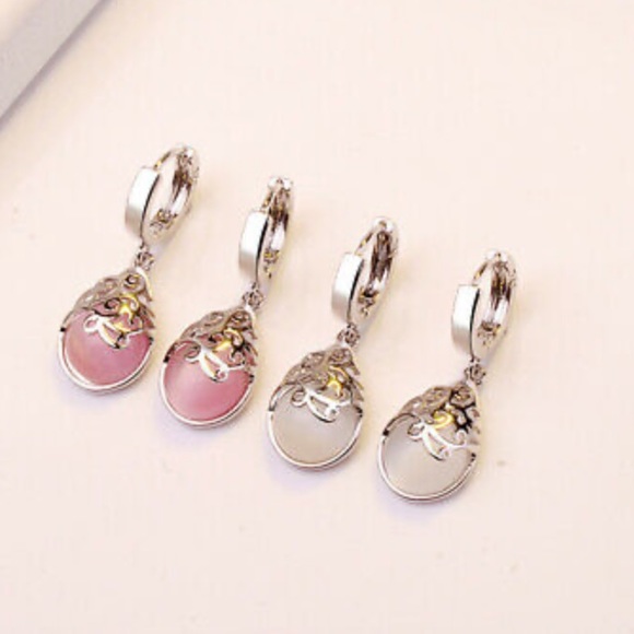 New Sterling silver moonstone earrings - Picture 3 of 4